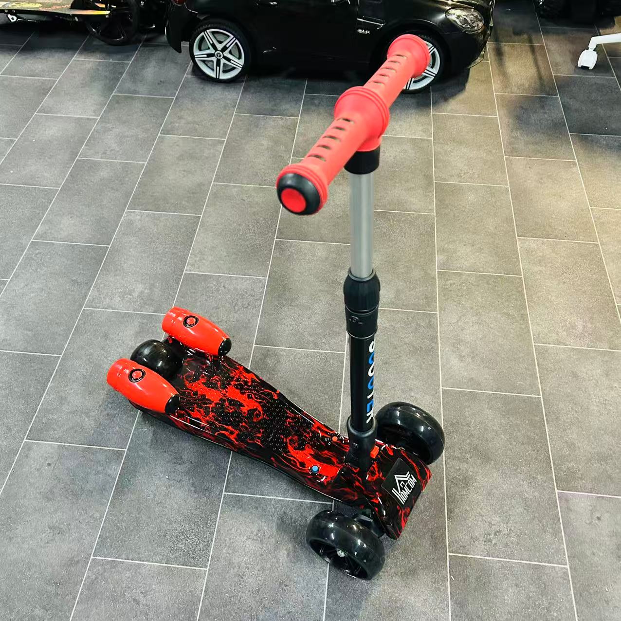 Kids 3-Wheel Scooter – Red & Black Design