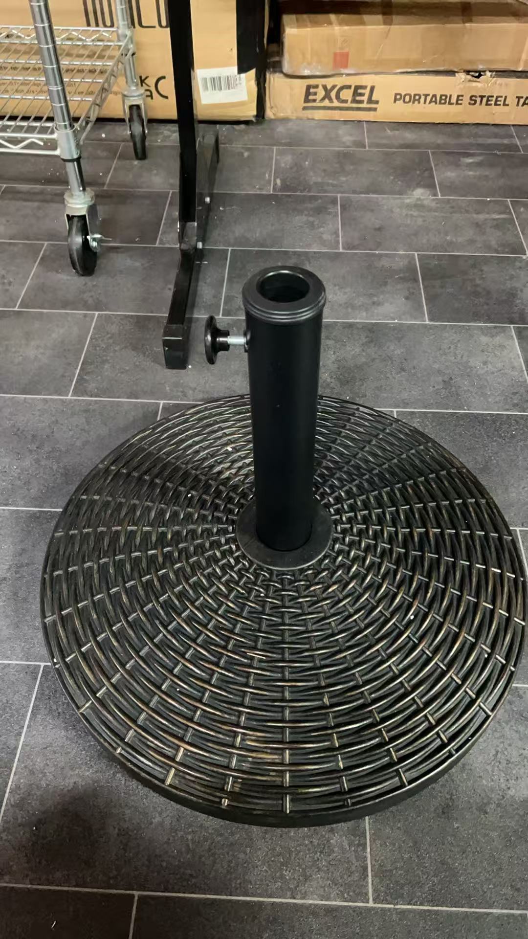 11.5 kg Plastic and Cement Rattan Pattern Parasol Base - Black