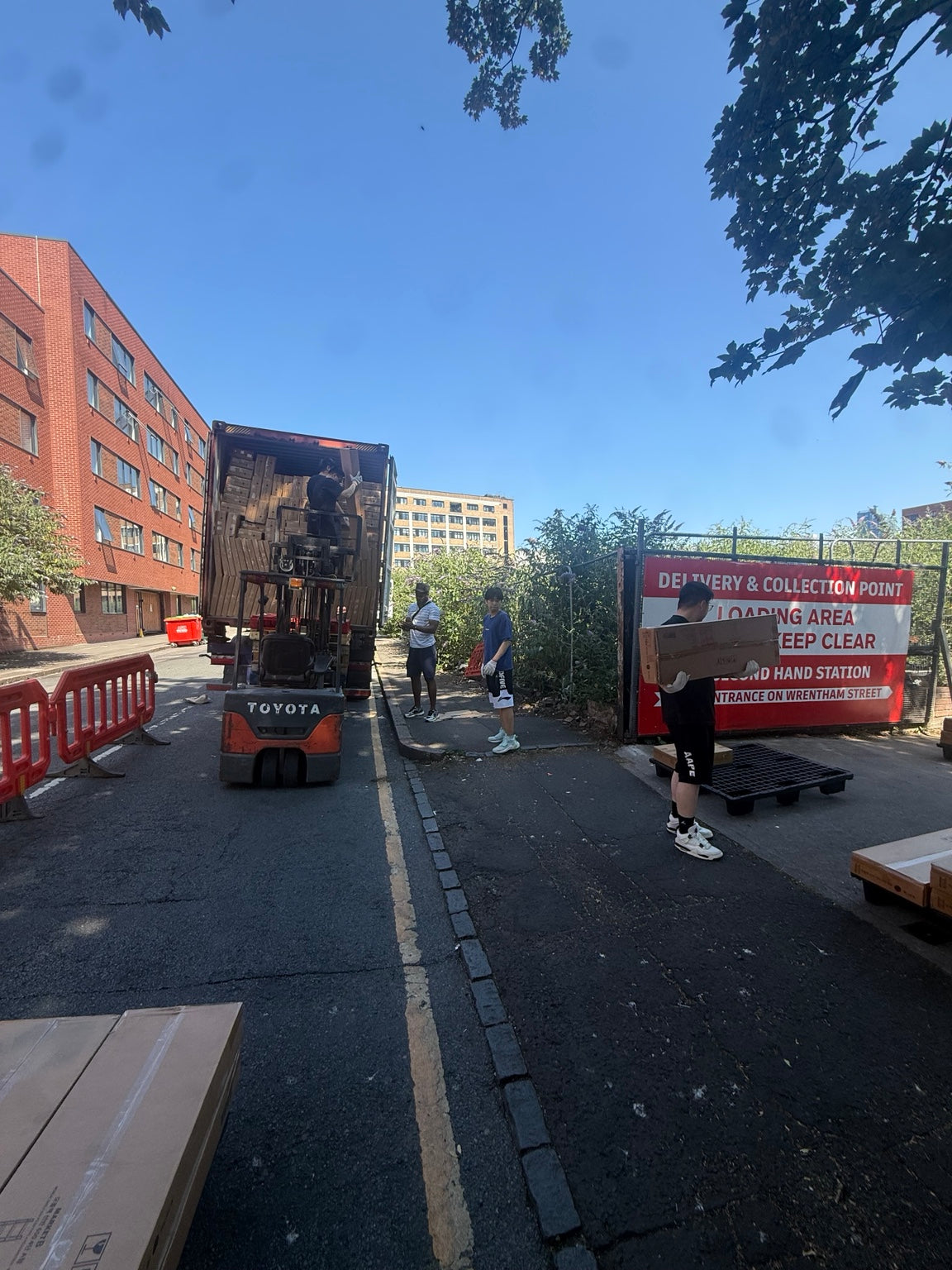 A New Container Has Arrived at TT Second-hand Station!